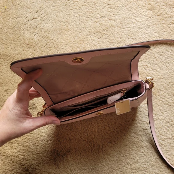 Brand new Michael Kors purse - Picture 2 of 4